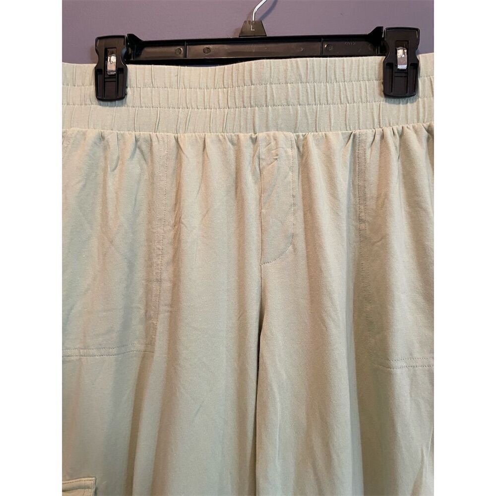 3/$15 Anybody Women's Leisure Pants M Green Elastic Waist Casual Relaxed Fit - Picture 2 of 9